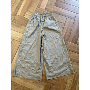 Basin and‎ Range Women's nylon wide-leg pants, size XL